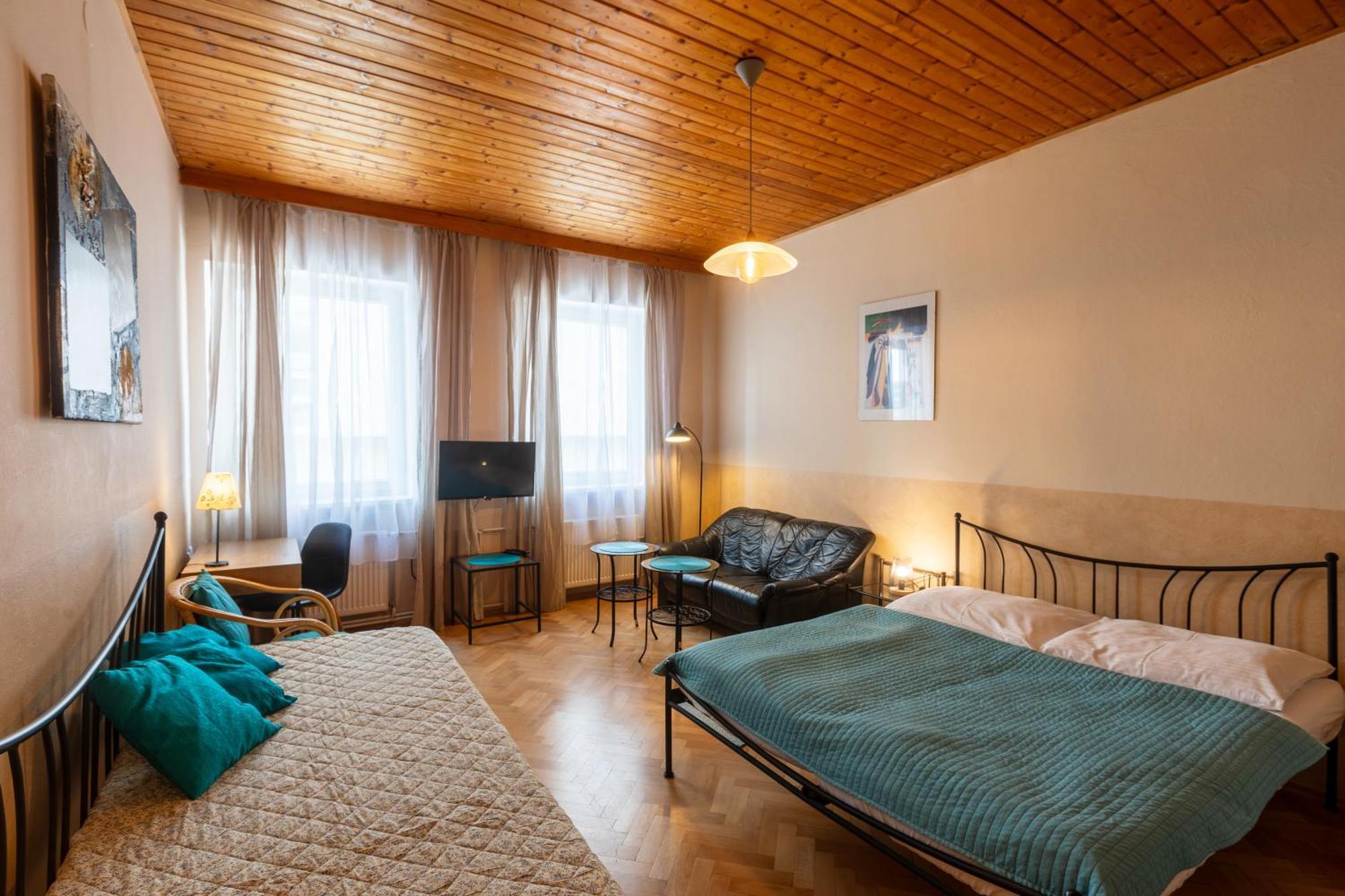Hotel Atlas Ceske Budejovice Buitenkant foto