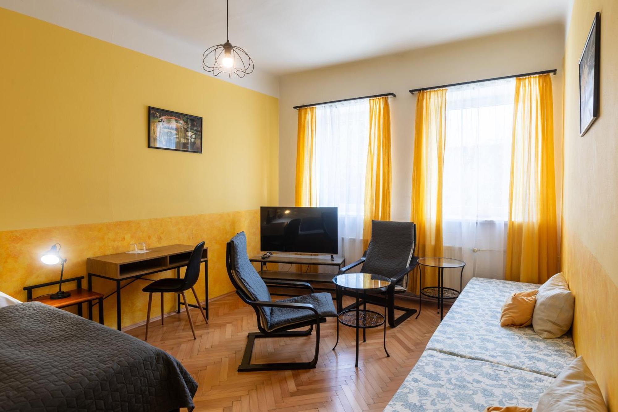 Hotel Atlas Ceske Budejovice Buitenkant foto