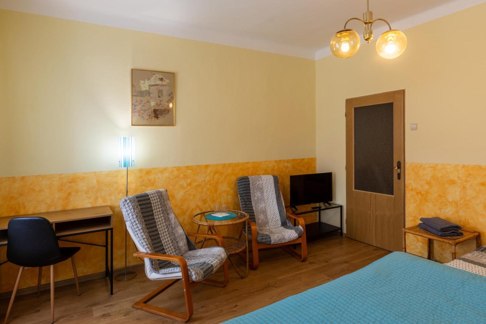 Hotel Atlas Ceske Budejovice Buitenkant foto